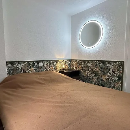 Pavillon A 400m De La Avec Piscine, Terrasse Et Parking Prive - 4 Couchages - Fr-1-229-844